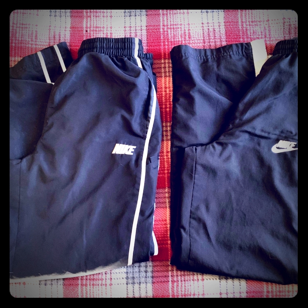 2 pairs boy NIKE lined windpants